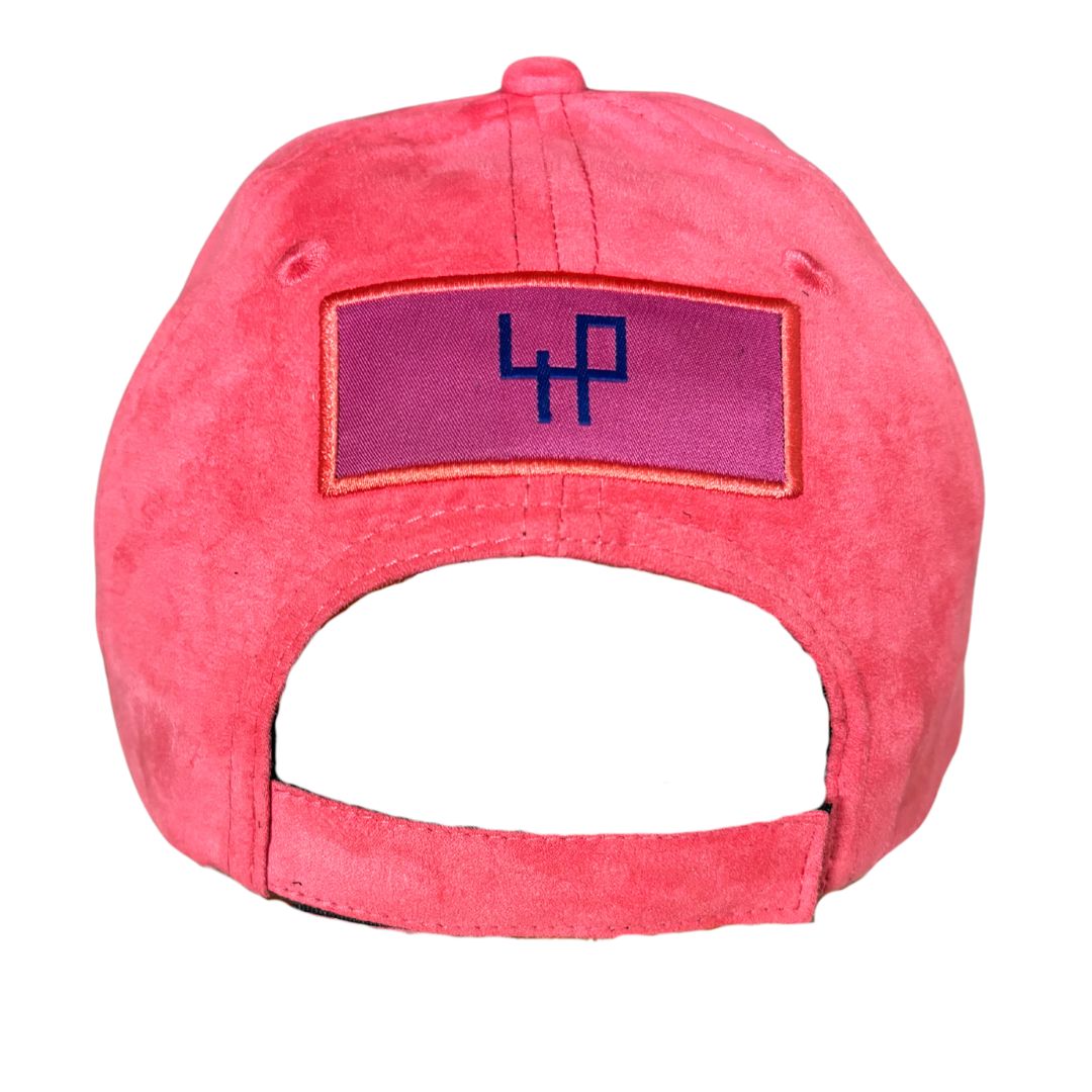 The pink attitude with this 4P golf cap