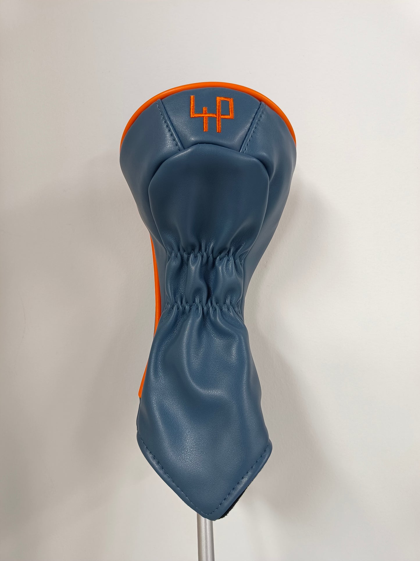 4P Limited Edition Wood Club Cover – Blue with Orange Embroidery | Fits All Woods & Hybrids